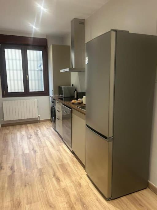Coqueto Apartamento Cerca Del Casco Viejo Con Garaje Gratis Bilbao Exterior photo