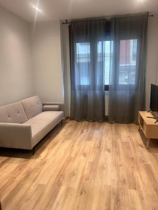 Coqueto Apartamento Cerca Del Casco Viejo Con Garaje Gratis Bilbao Exterior photo